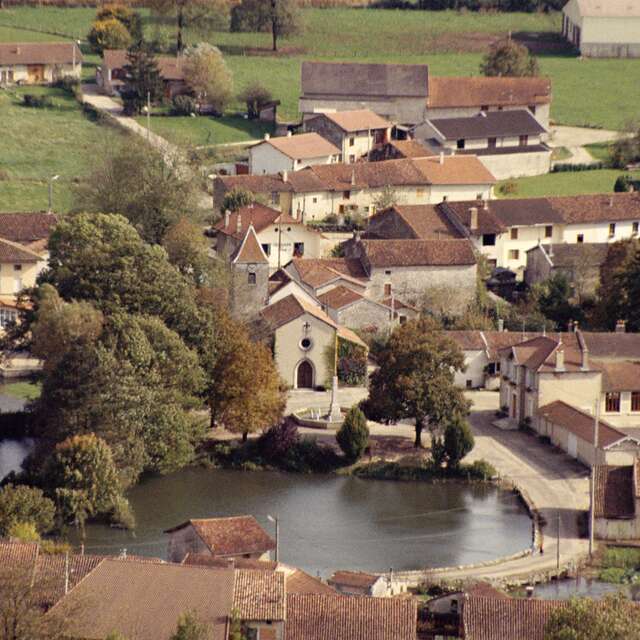 Au fil de l'eau dans la vallée sans rivière