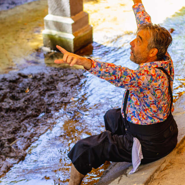 Spectacle "Ma déclaration d'humour à L'Auvergne"- Solo les pieds dans l'eau
