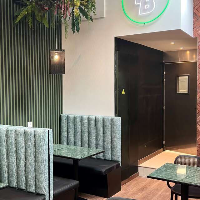 Restaurant - Poulet Braisé Saint-Denis