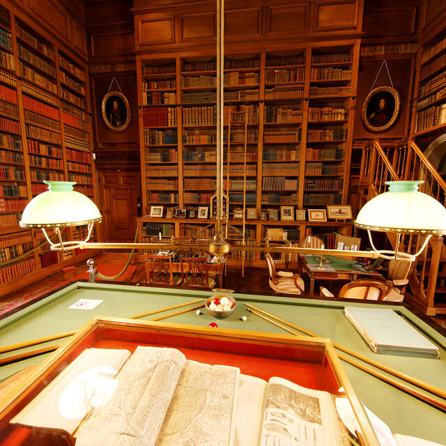 Special tours of the Library and Archives at Château de Serrant