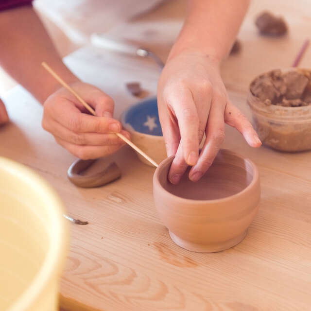 Atelier poterie en famille