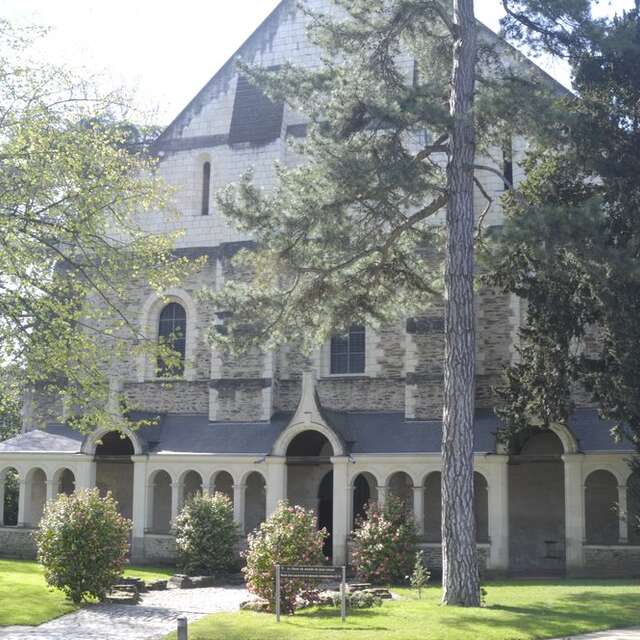 The Jean Lurçat and Contemporary Tapestry Museum