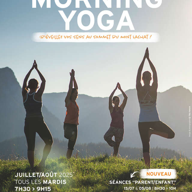 Morning Yoga auf dem Gipfel des Mont Lachat