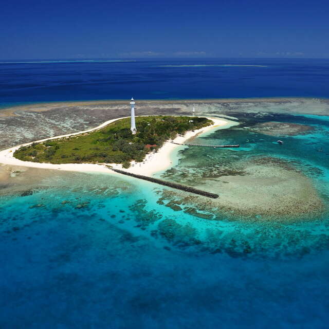Day trip to Amédée islet - Nouméa Islands Tours