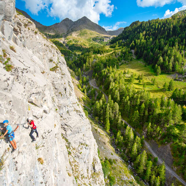 Via ferrata d'Ancelle - Bureau des Guides Champsaur Valgaudemar