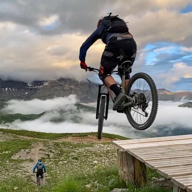 MonTagne Bike Guiding