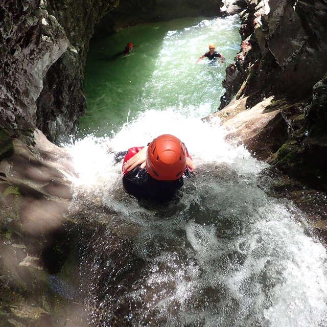 Canyoning thrills: duration 2h30 - Montmin
