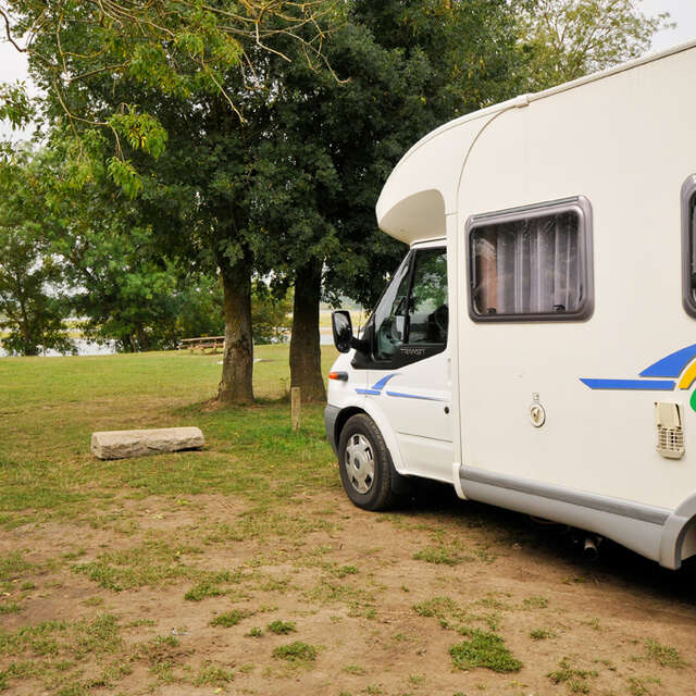 Port Maillard’s camper van area