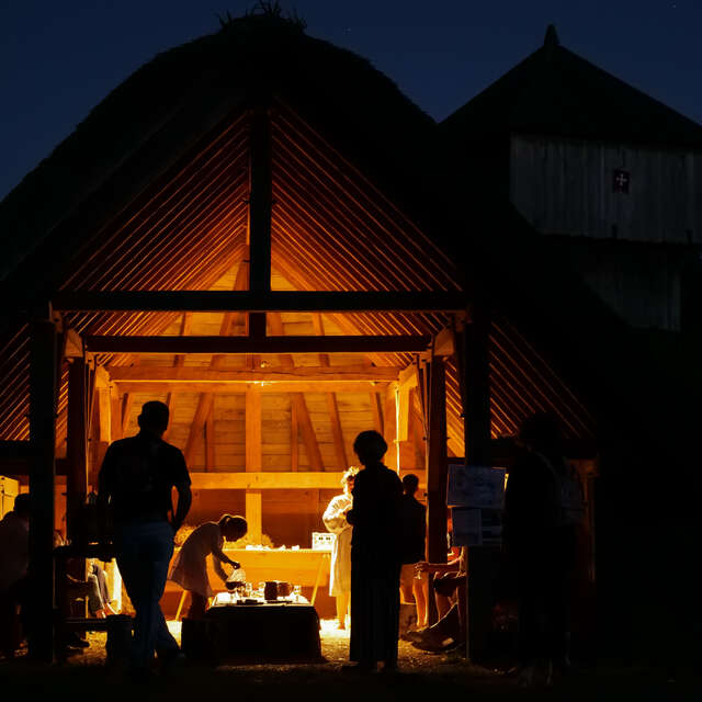 Nocturne au château à Motte
