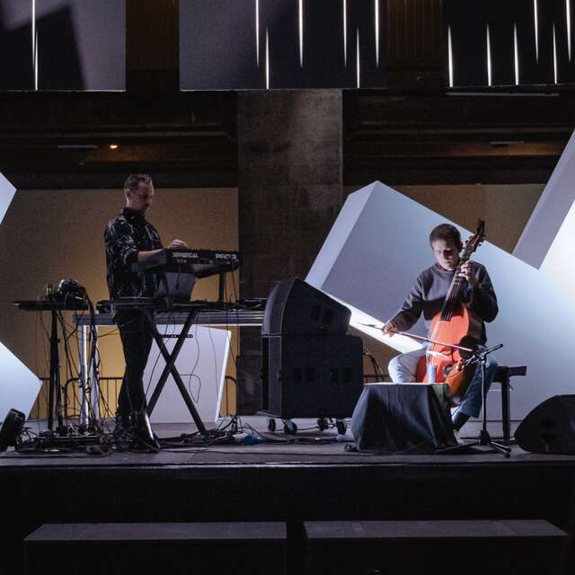 Concert de Valentin Tournet et Djedjotronic