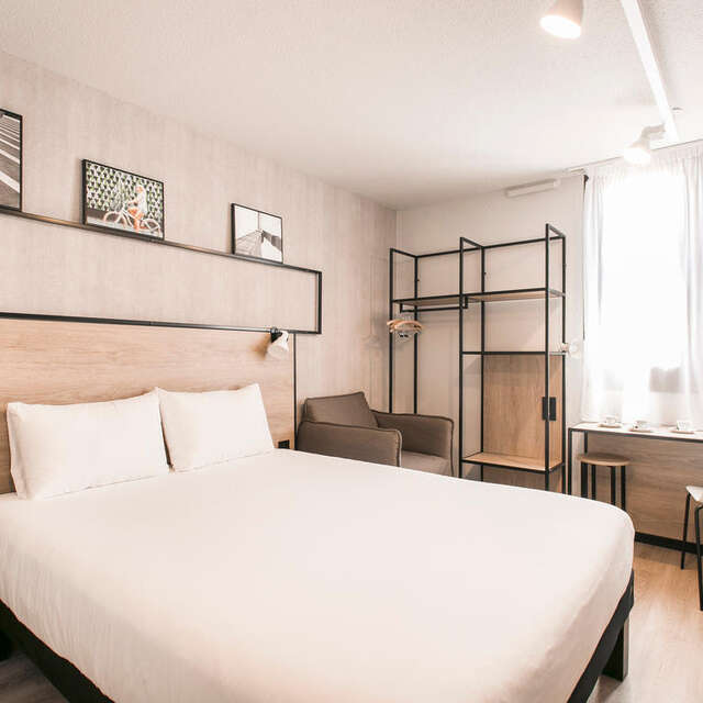 Hôtel Ibis Avignon Sud