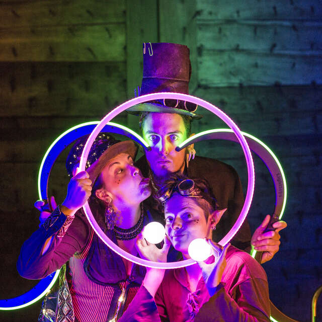 Spectacle lumineux - Les lutins vapeurs