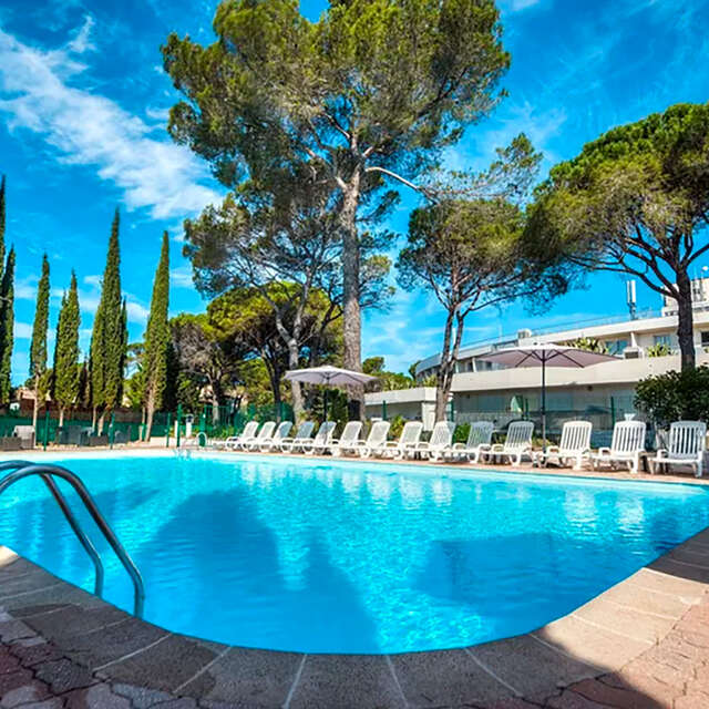 Comfort Appart hotel Fréjus la Tour de mare