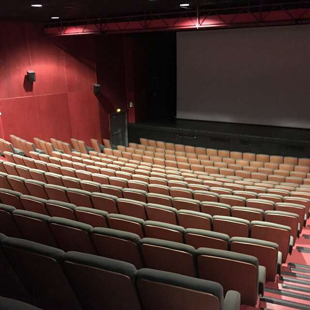 Comédie enquête - Sherlock Holmes et l'aventure du diamant bleu