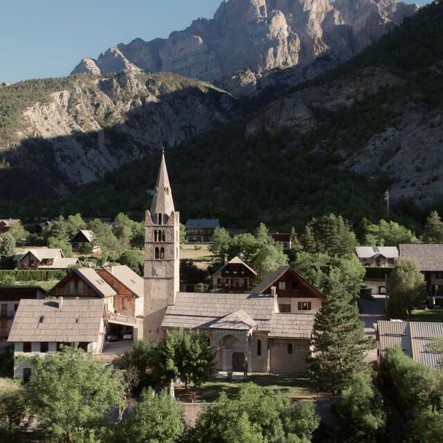 Parcours numérique en réalité augmentée : Le mystère de l’église des Vigneaux