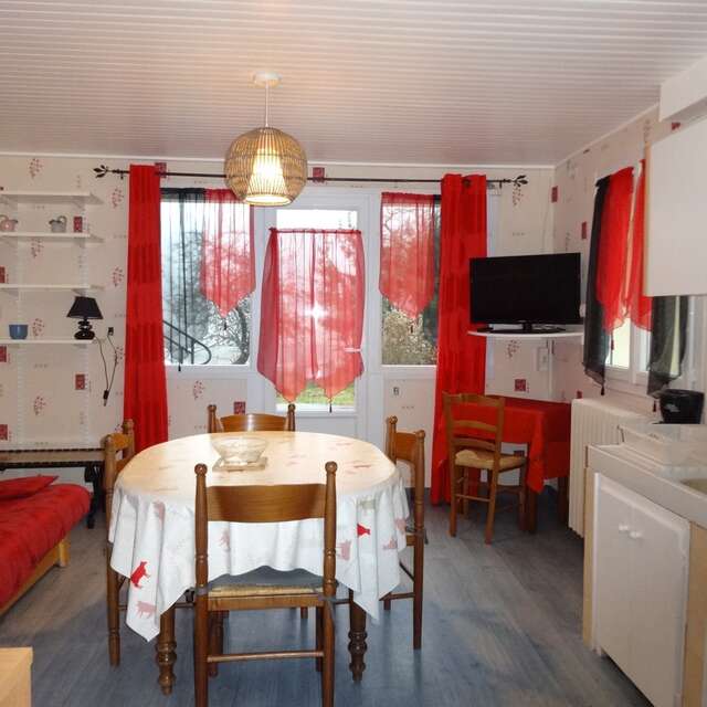 Location Mme POURROY Lucienne - n°2