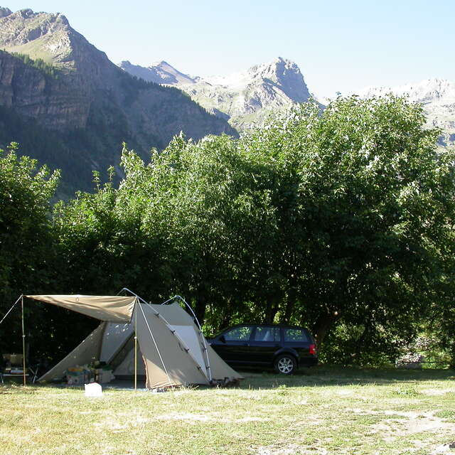 Aire Naturelle de camping La Casse