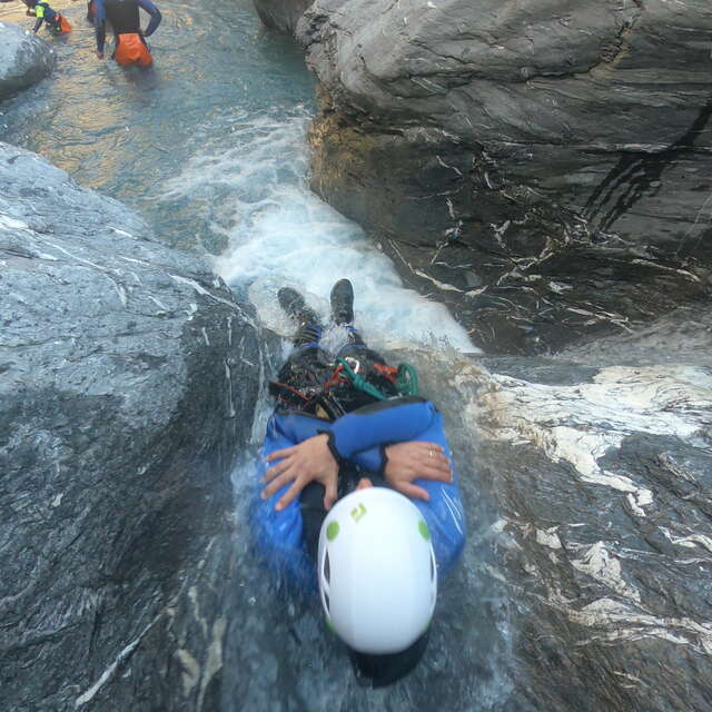 Canyoning ludique et rafraichissant