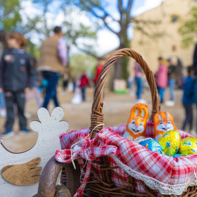 Easter egg hunt in Grimaud