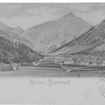 Arvieux au fil des archives