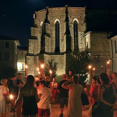 Visit | Nocturne aux flambeaux