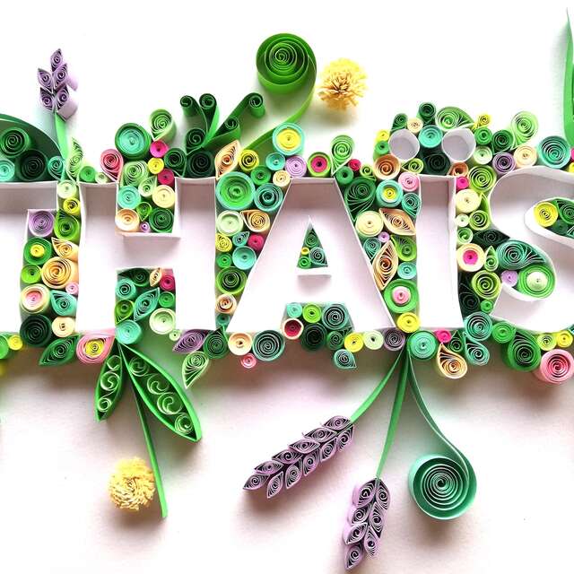 Carte initiale prénom en papier roulé - atelier