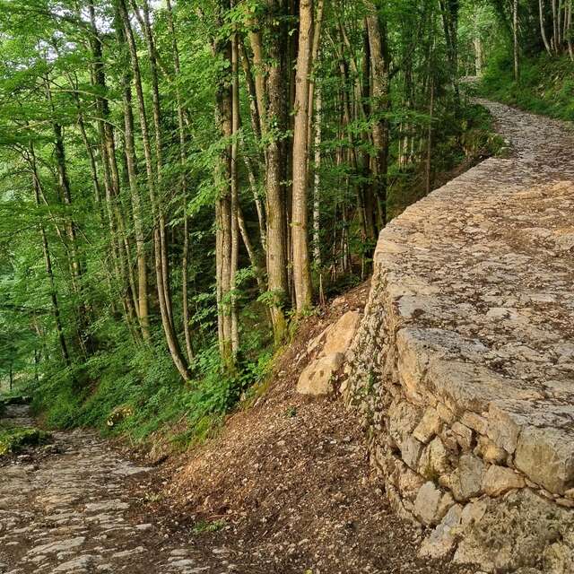 Les crêtes de la montagne de l'Épine