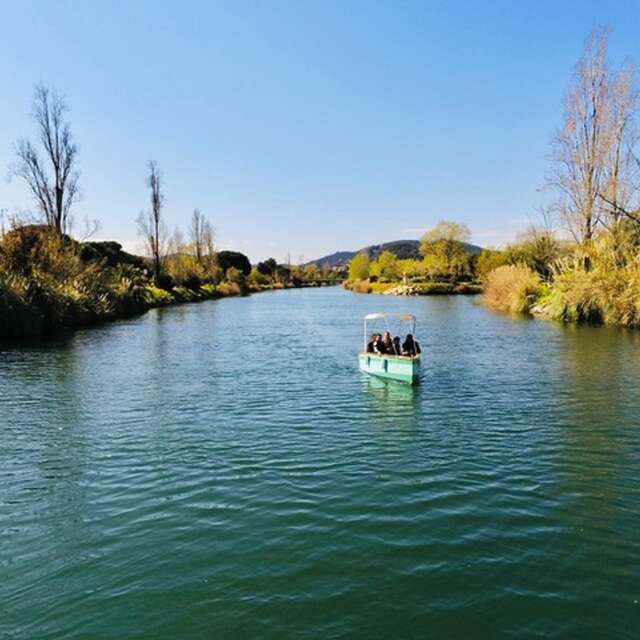 Promenade en bateau électrique sur la Siagne