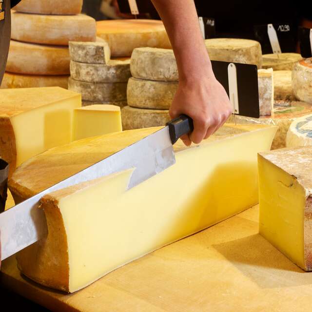 Les Saisies cheese dairy