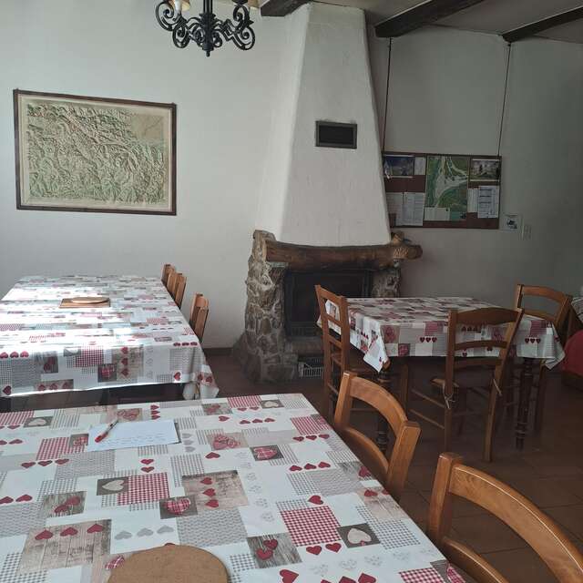 Gite d'étape La Rouguière -