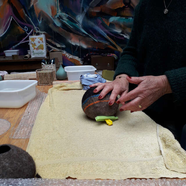 Sur les Chemins de la laine - Feutrage