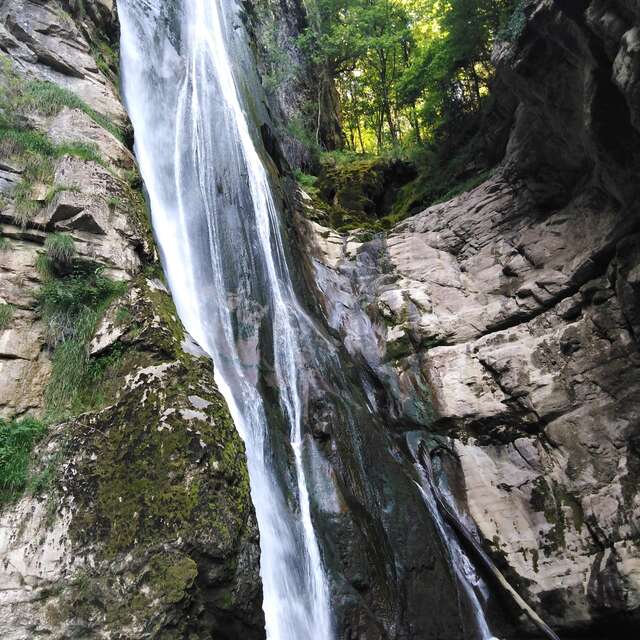 La grande cascade de la Doria en boucle