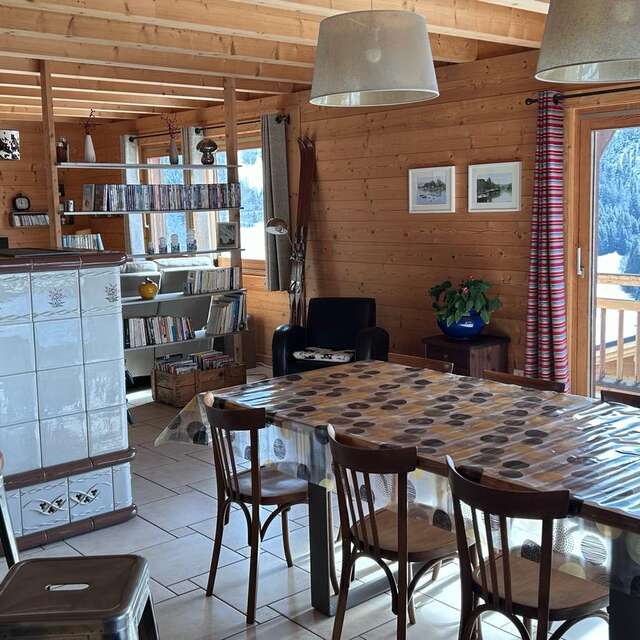 Grand appartement 9 pers dans chalet individuel