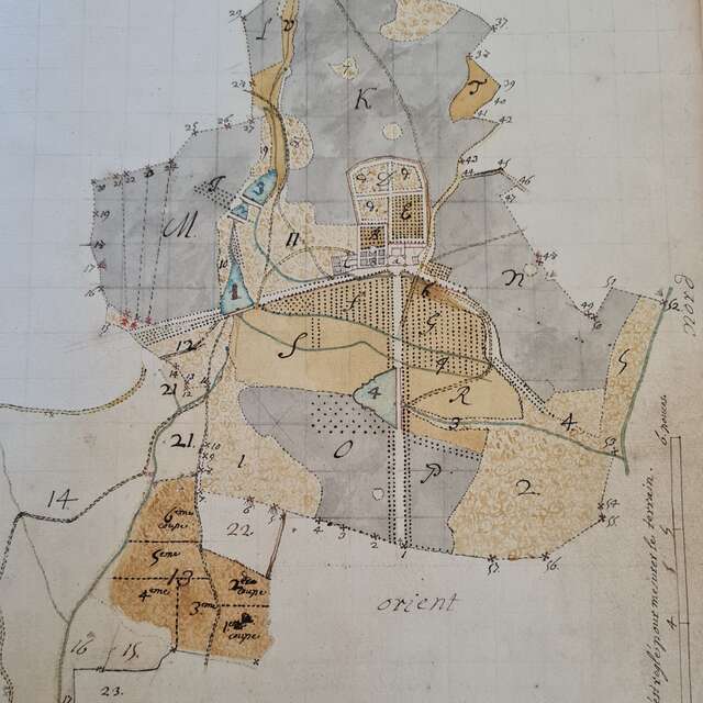 Les terres du Château de Mons