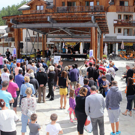 Welcome Reception: Discover the Activities Available During Your Stay