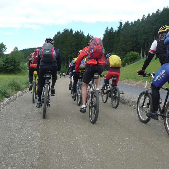 BBB#1 -  Bike + Bivouac + Bouquin/Bière