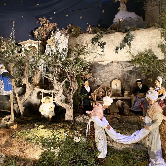 Crèche provençale animée