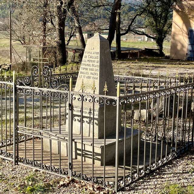 Stèle Emmanuel Ricard