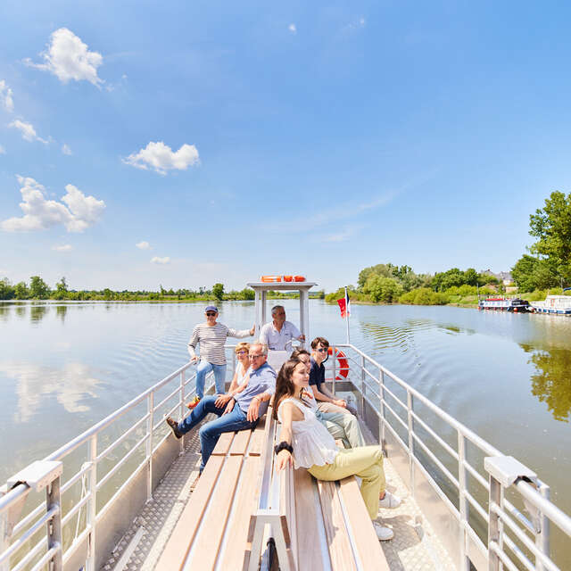 Pass Sarthe ferry service