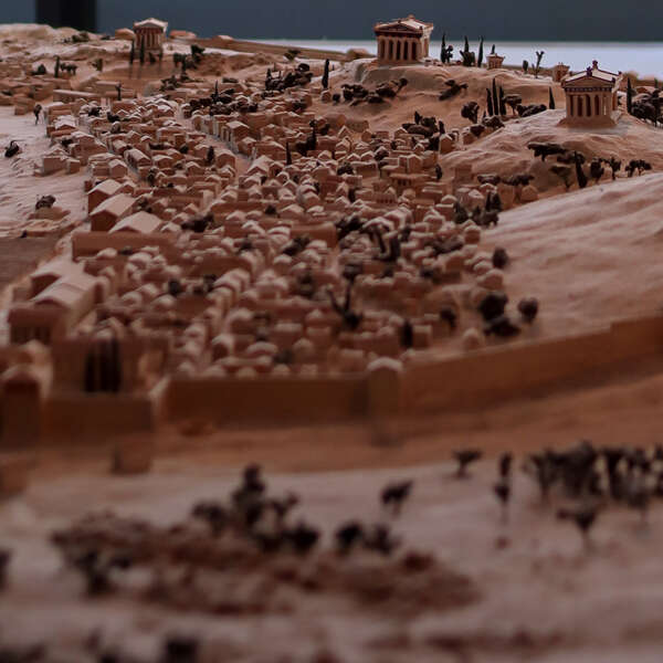 Visite en famille "Chouettes maquettes !"