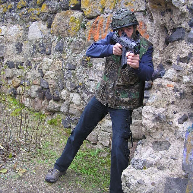 Lezoux Aventure - Laser fight