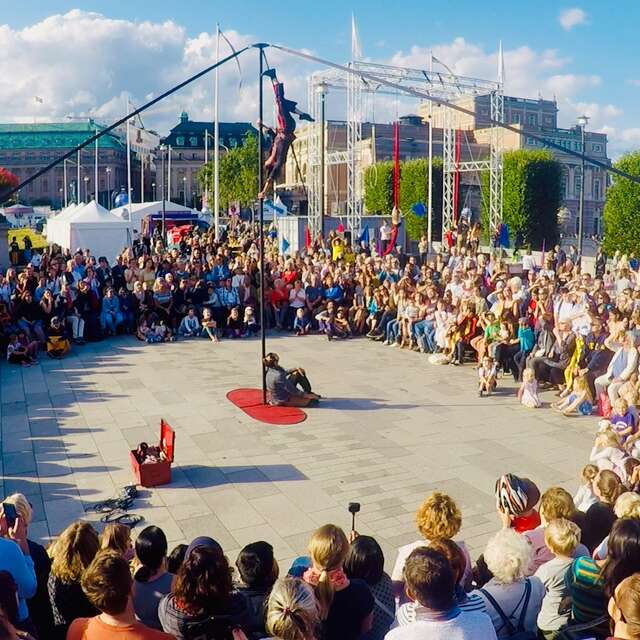 En attendant le Bonheur des Mômes : spectacle "Kinematos"