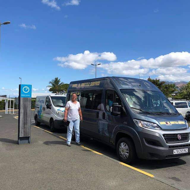 Bourail Shuttle service - Tours Guidés