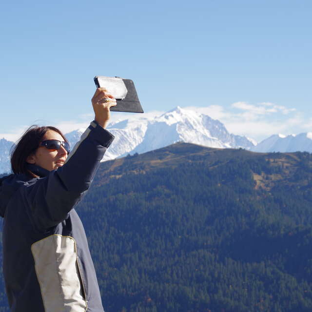 Geocaching at the summit