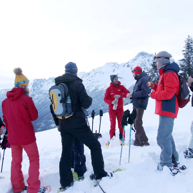 Raquettes à neige avec l'ESF- Coucher de Soleil à Pré Reynaud