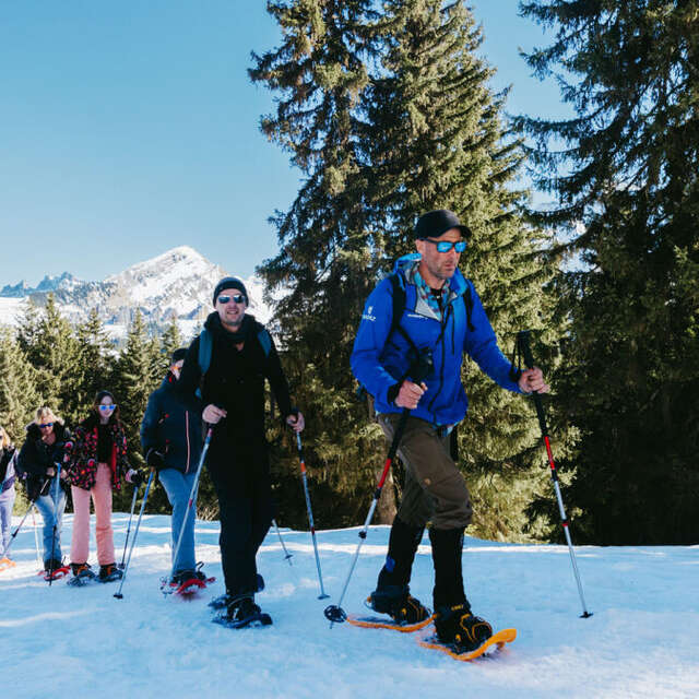 Group and private snowshoeing Evolution 2