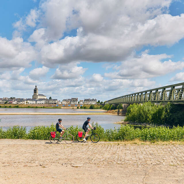 La Loire à Vélo - de Loire-Authion à Savennières