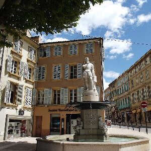 Bouches-du-Rhône en Paysages - Salon-de-Provence, au Clair des Fontaines