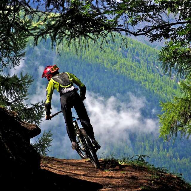 Itinéraire sauvage VTT "Colette de Gilly"