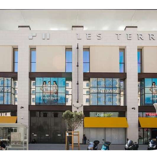 Le Printemps -Terrasses du Port